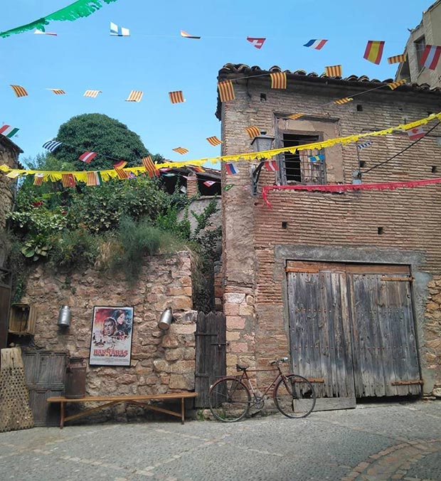 Objetos de la tienda de antiguedades y restauración Paco en Alquézar