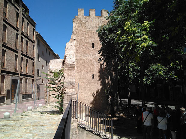 Una visita a la Muralla Medieval de Zaragoza