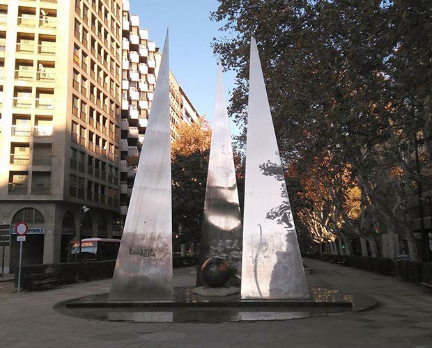 Monumento a la Constitución Española de 1978 en Zaragoza