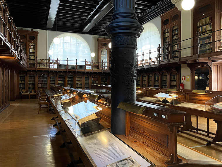 Biblioteca General de la Universidad de Zaragoza en el Paraninfo