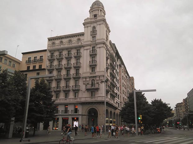 Edificio de Plaza de España nº 4