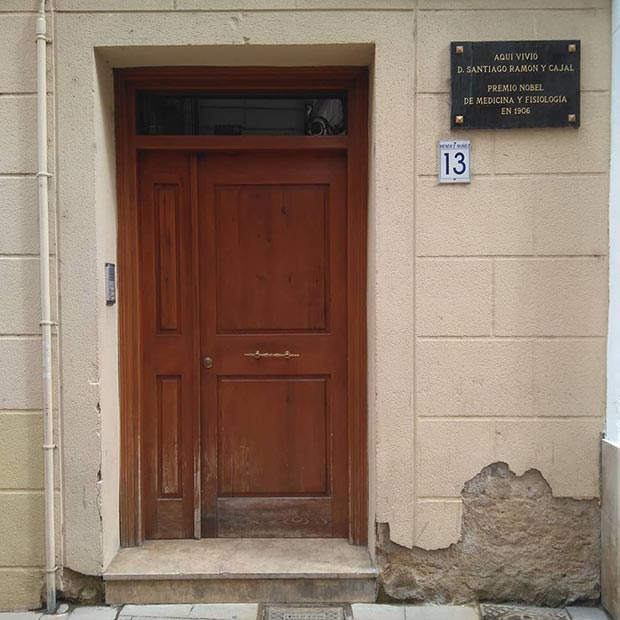 Casa de Santiago Ramón y Cajal en el número 13 de la calle Méndez Núñez de Zaragoza