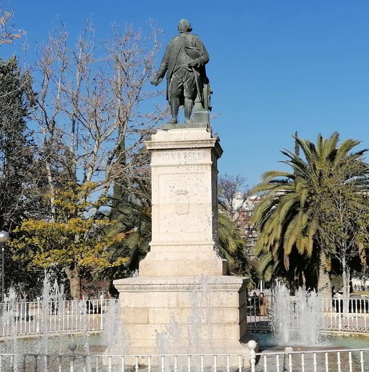 Monumento a Pignatelli