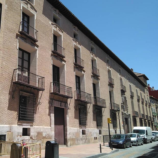 Colegio Público Santo Domingo (Antiguo Palacio de los Duques de Villahermosa)