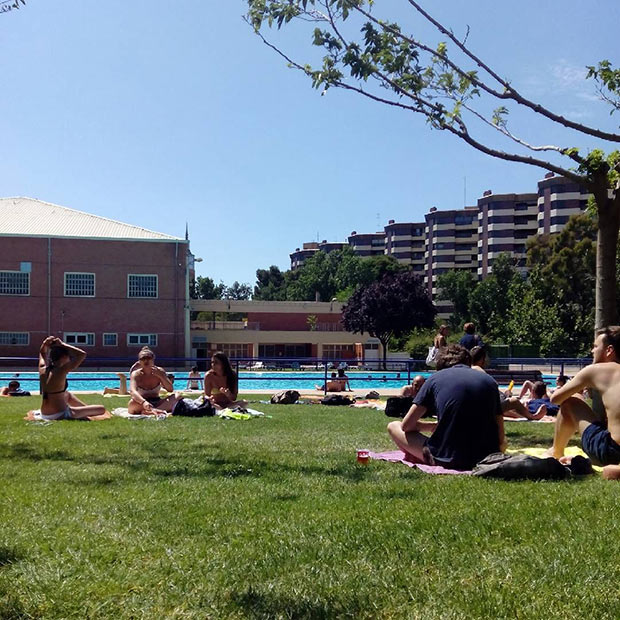 comestible Mago sin Las mejores piscinas de Zaragoza