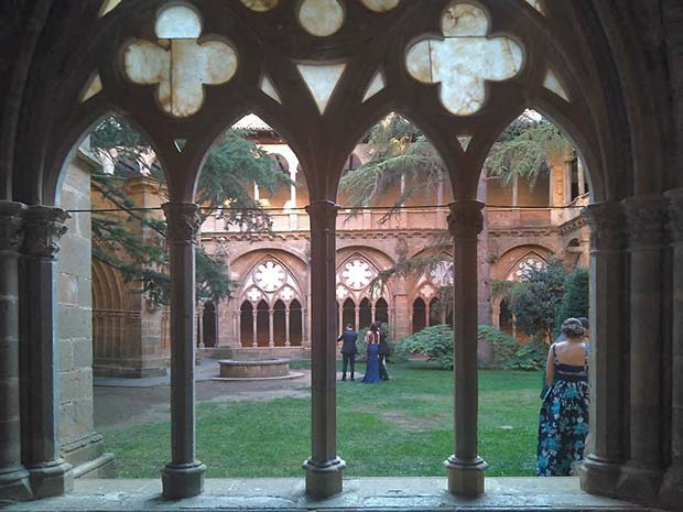 claustro del monasterio de veruela