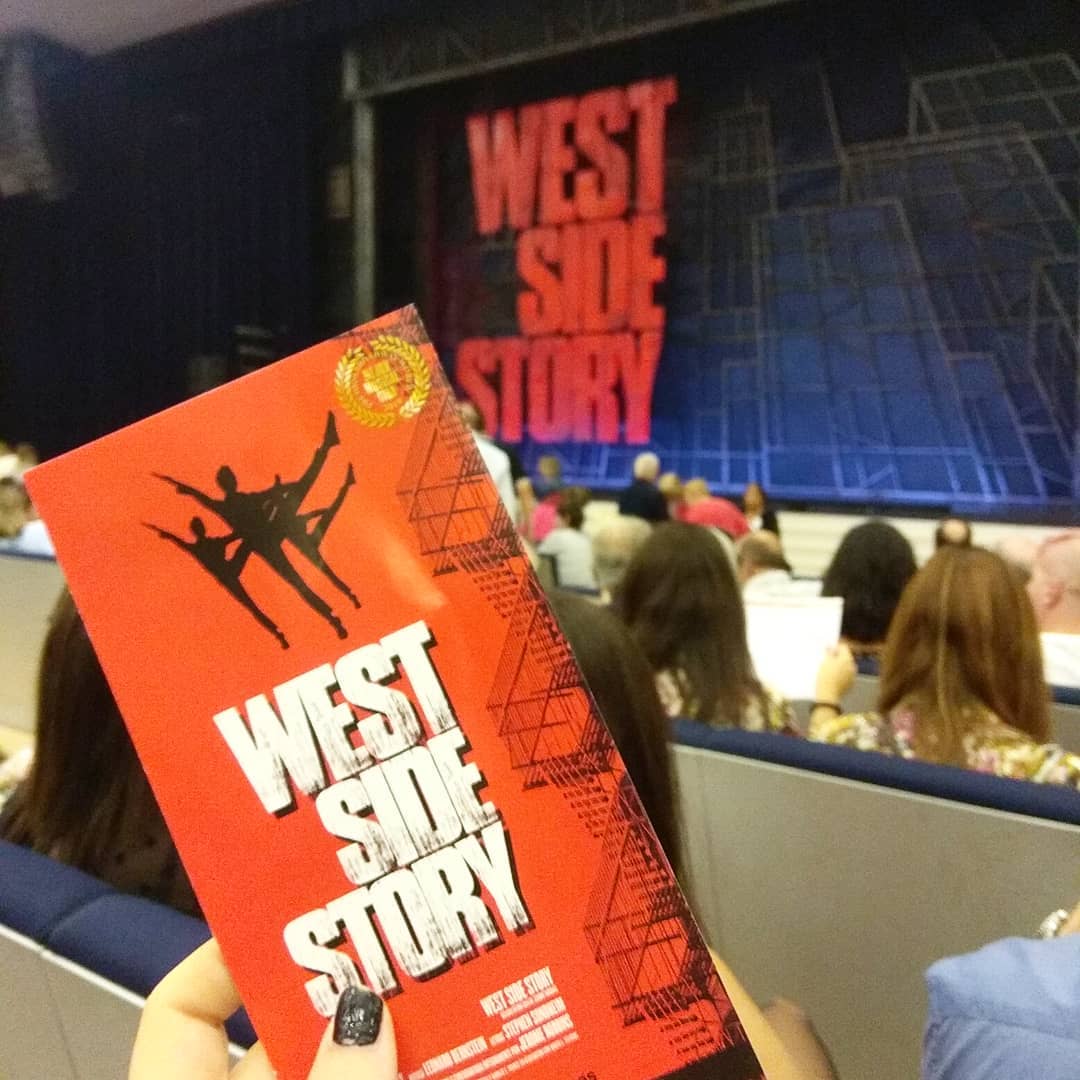 West Side Story en Zaragoza bandas callejeras, amor y tragedia en el clásico musical de Broadway
