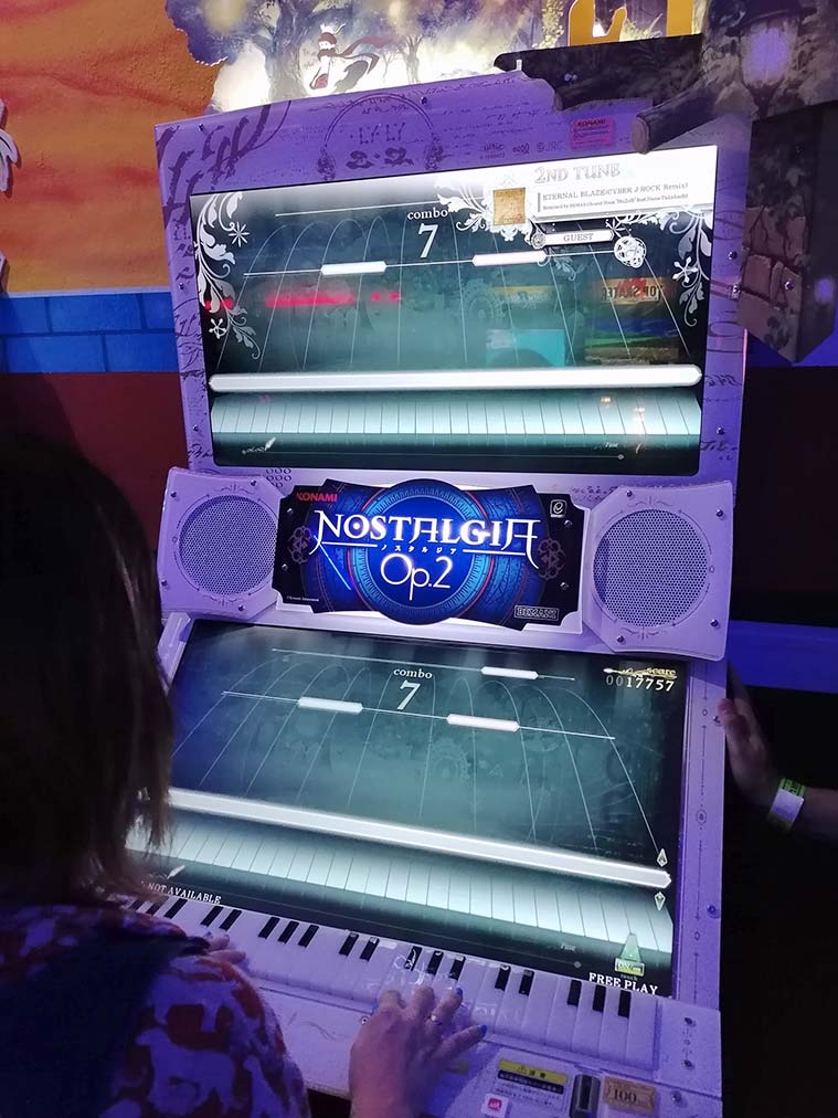 Simulador japonés de piano en Arcade Levels