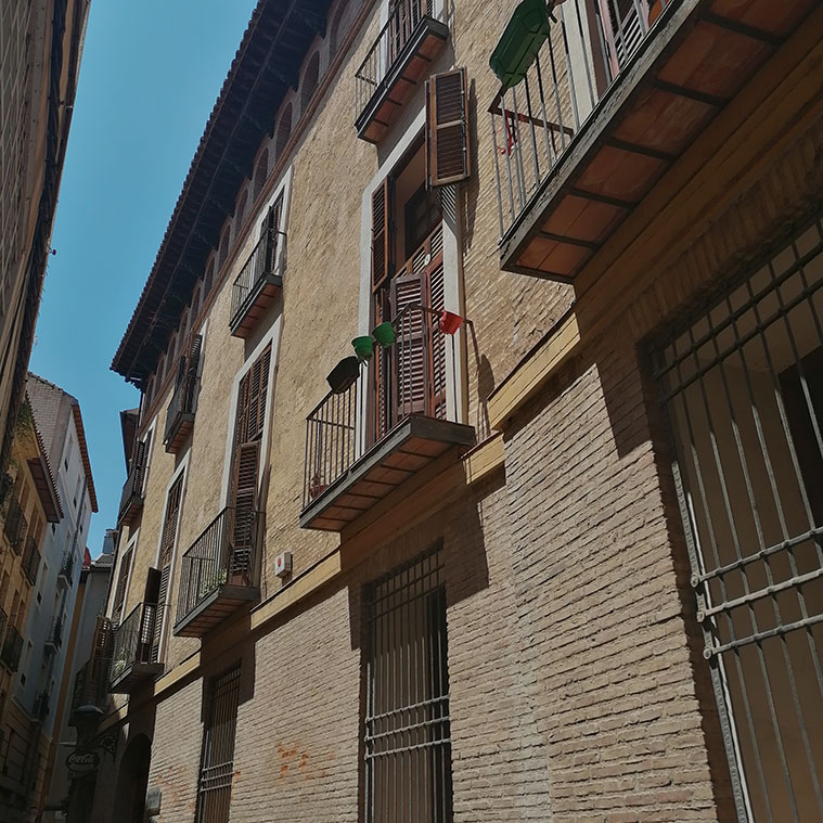 Casa del Prior Ortal, Calle Santa Cruz 5, 7 y 9, Zaragoza