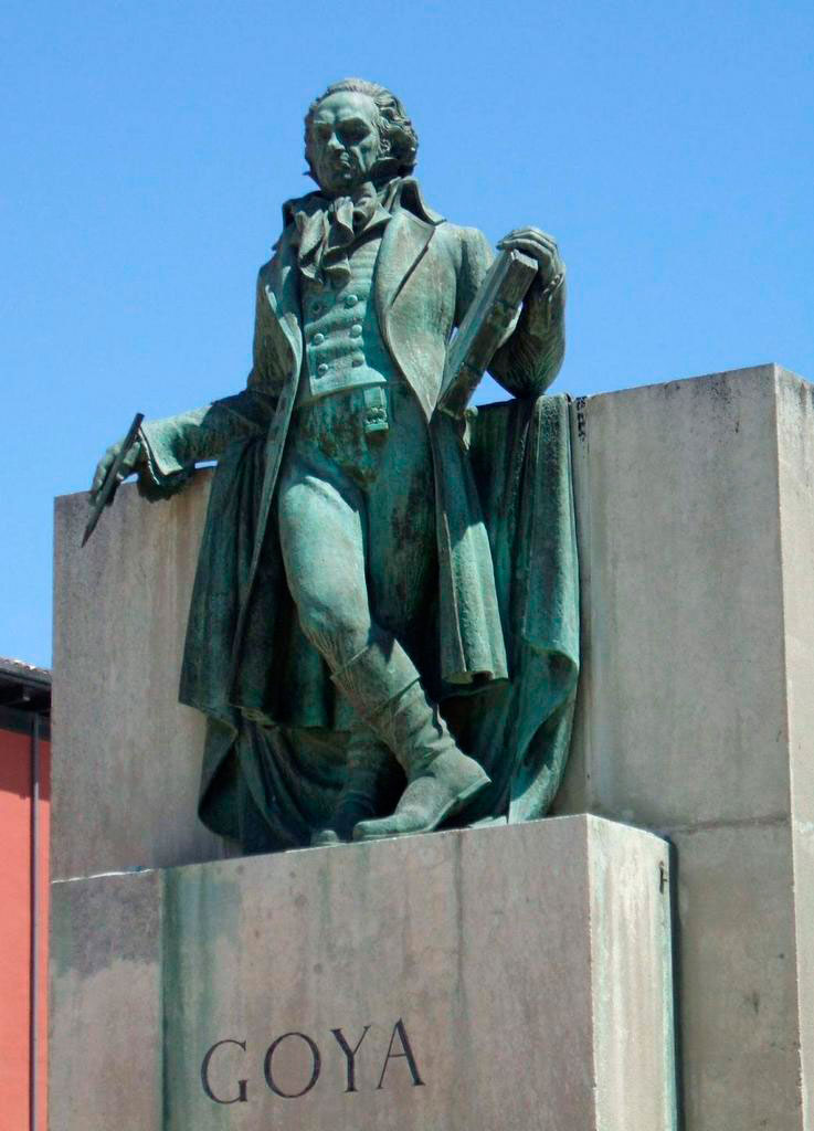 Escultura del Monumento a Francisco de Goya