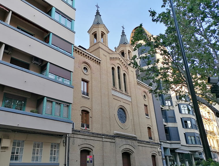 Iglesia de las Siervas de Maria en el Paseo Sagasta de Zaragoza