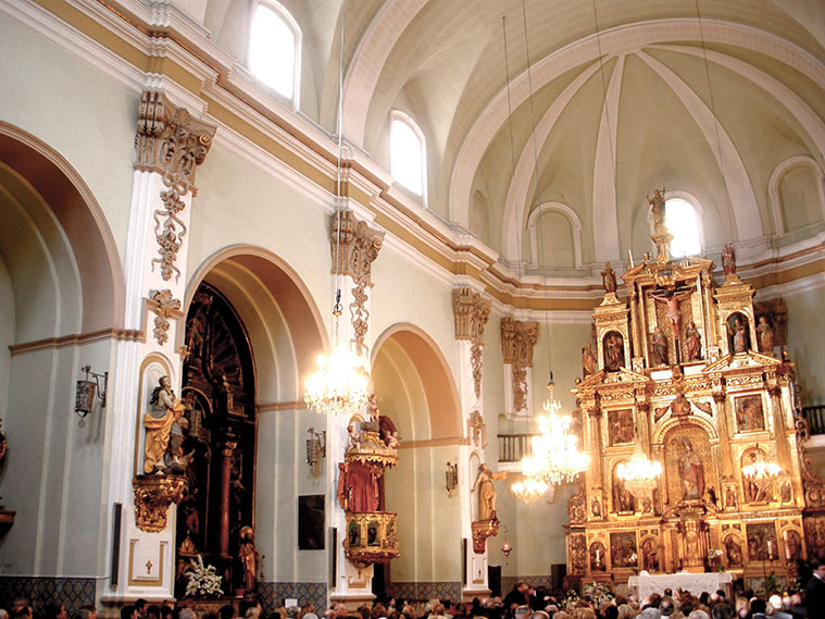 Interior de la Iglesia de San Gil Abad