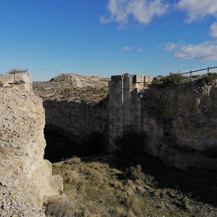 Las antiguas esclusas de Torrecilla de Valmadrid
