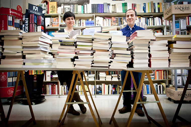 Librería Antígona en Zaragoza