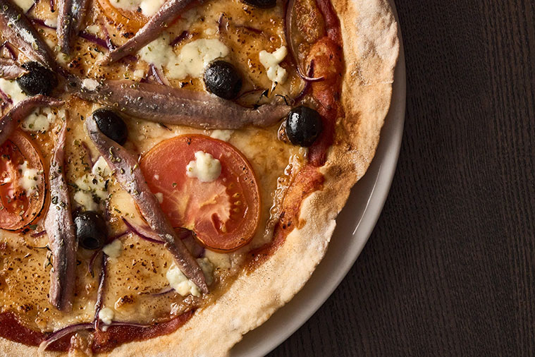 Mononoke Café pizza sin gluten (Foto: Gravitar Estudio)