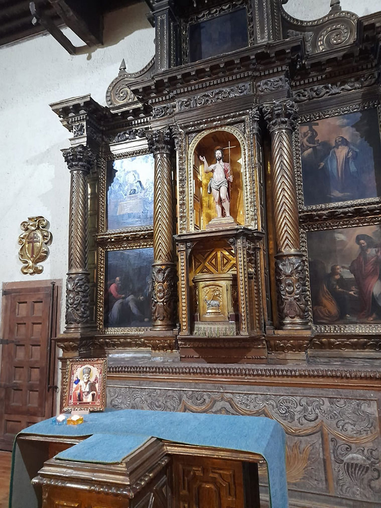 Retablo en el Monasterio del Santo Sepulcro de Zaragoza 