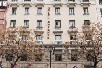 Hotel Oriente en el Coso de Zaragoza