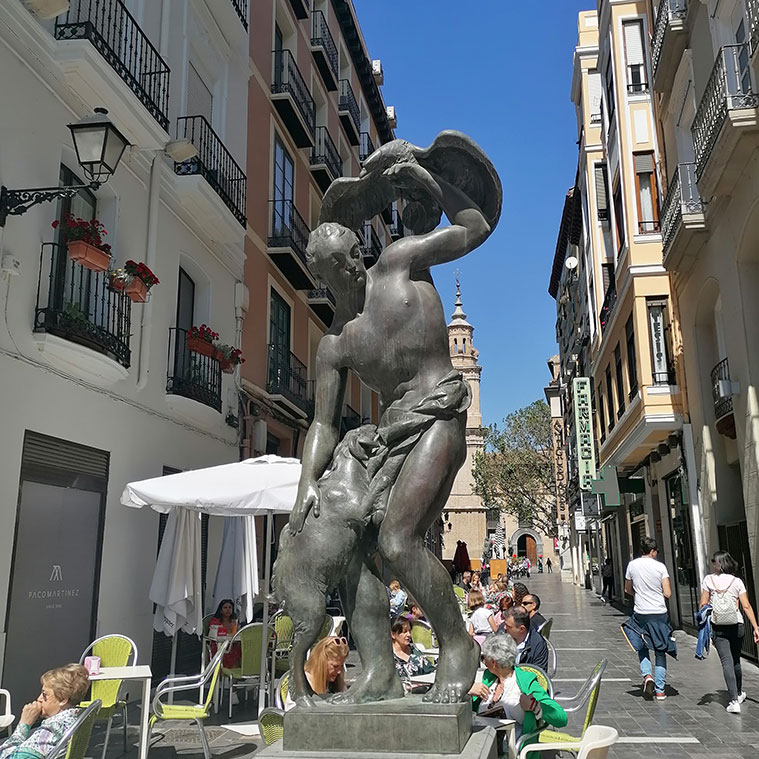 Escultura 'El Pastor del Águila' de Pablo Gargallo en Zaragoza