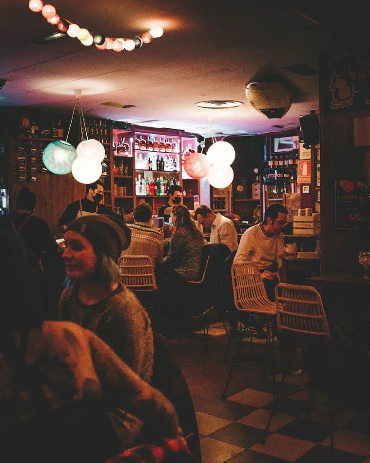 Interior del Umalas Bar