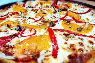 Pizza Negra Escultor Félix Burriel