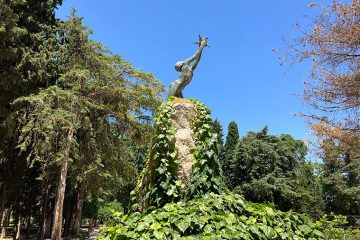 “Niño con Estrella”, un precioso homenaje a Ruben Dario obra de Ángel Orensanz en el Parque Grande