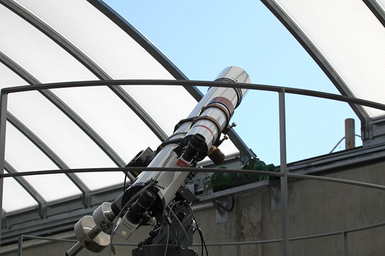 Observaciones nocturnas en el Planetario de Aragón