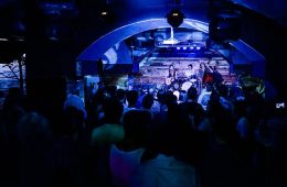 Vivalavida bar de copas y sala de conciertos en zaragoza