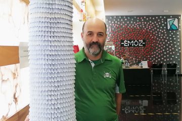 Charlamos con Jorge Prado, impulsor y director de la Escuela-Museo de Origami de Zaragoza (EMOZ)