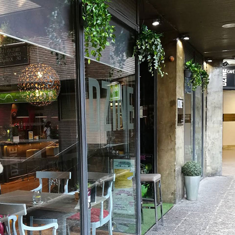 Dzine bar cafetería Zaragoza