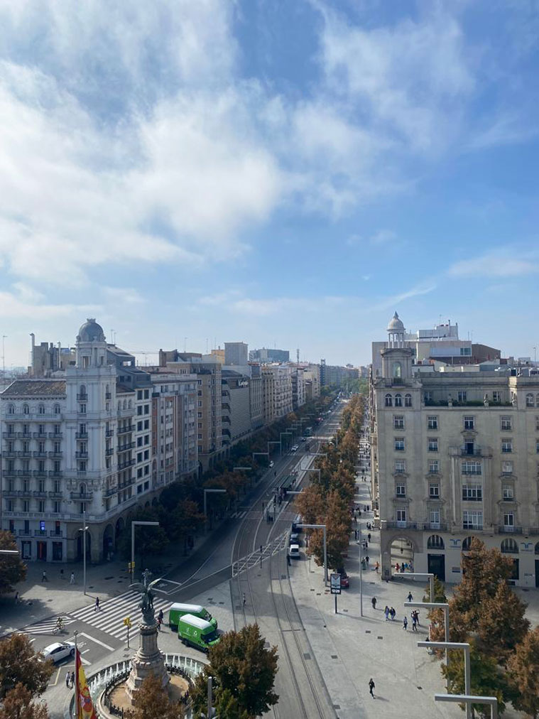 El Paseo de la Independencia visto desde Puerta Cinegia, en la Plaza de España de Zaragoza