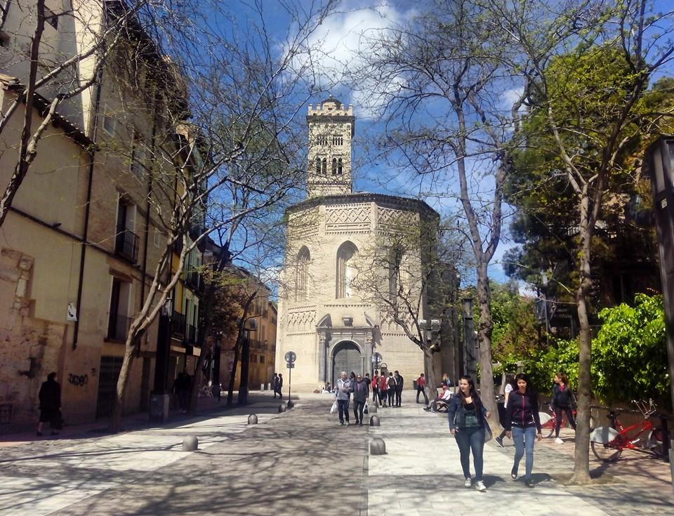 Iglesia y torre de la Magdalena