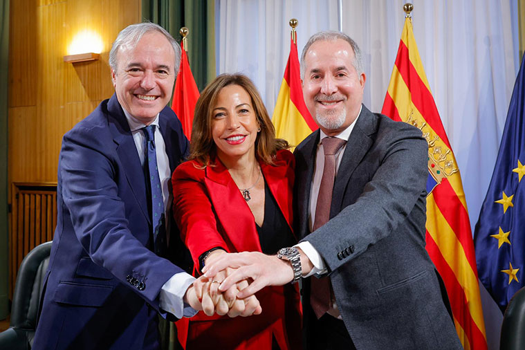 El Ayuntamiento, el Gobierno de Aragón y el Real Zaragoza han constituido la sociedad que permitirá construir el nuevo estadio de la Romareda