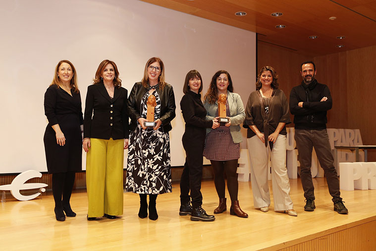 Fundación Ibercaja entrega los primeros premios 'Educar para el futuro'