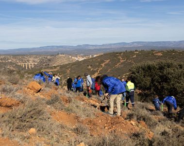 Fundación Ibercaja finaliza un proyecto de recuperación ambiental en Albentosa (Teruel)