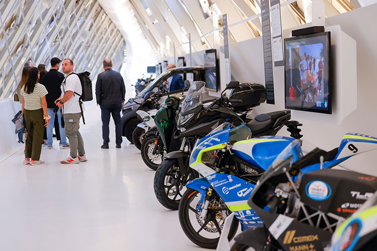 Mobility City inaugura la exposición ‘Mototech 2024’ sobre tecnología y motos