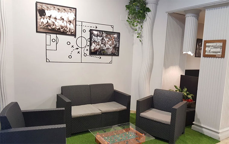 Interior del Bar Bretón