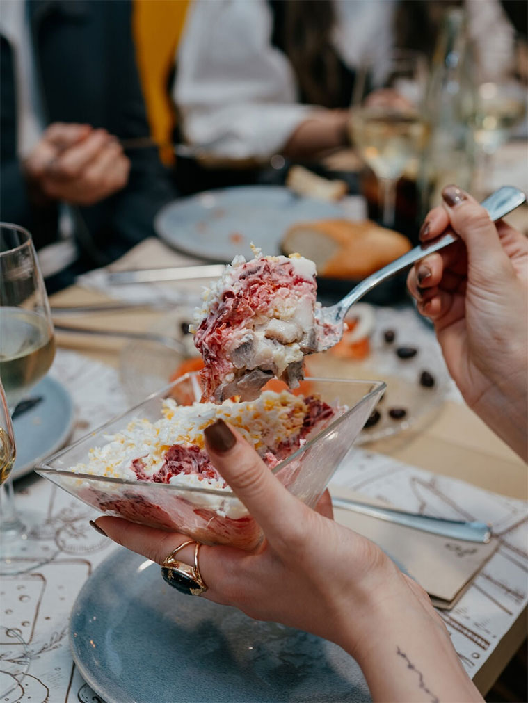 Bar Ucramaña ensaladilla rusa