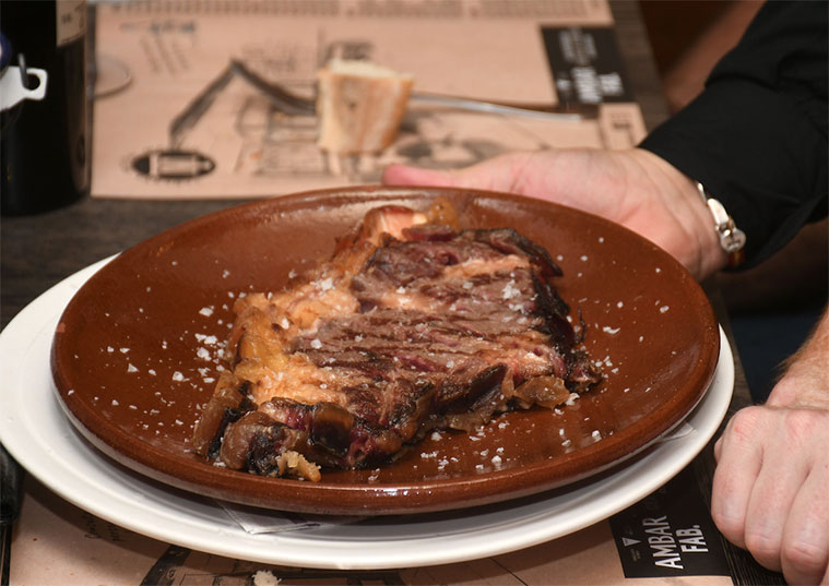 Carne en el Mesón Martín