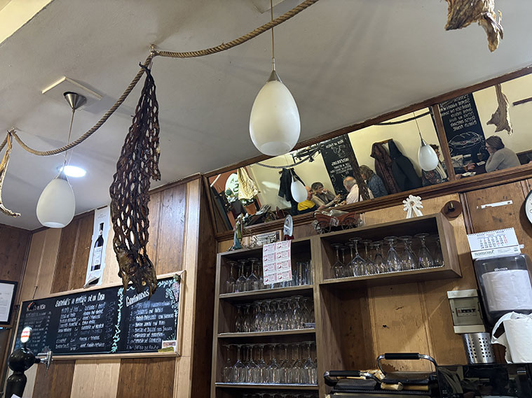 Casa Martana Almozara Zaragoza barra