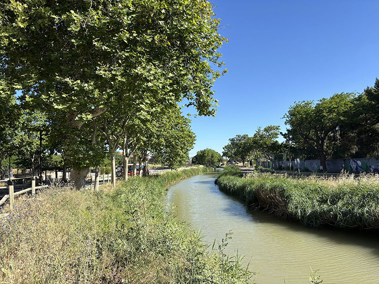 El Canal Imperial de Aragón a su paso por el Barrio de San José