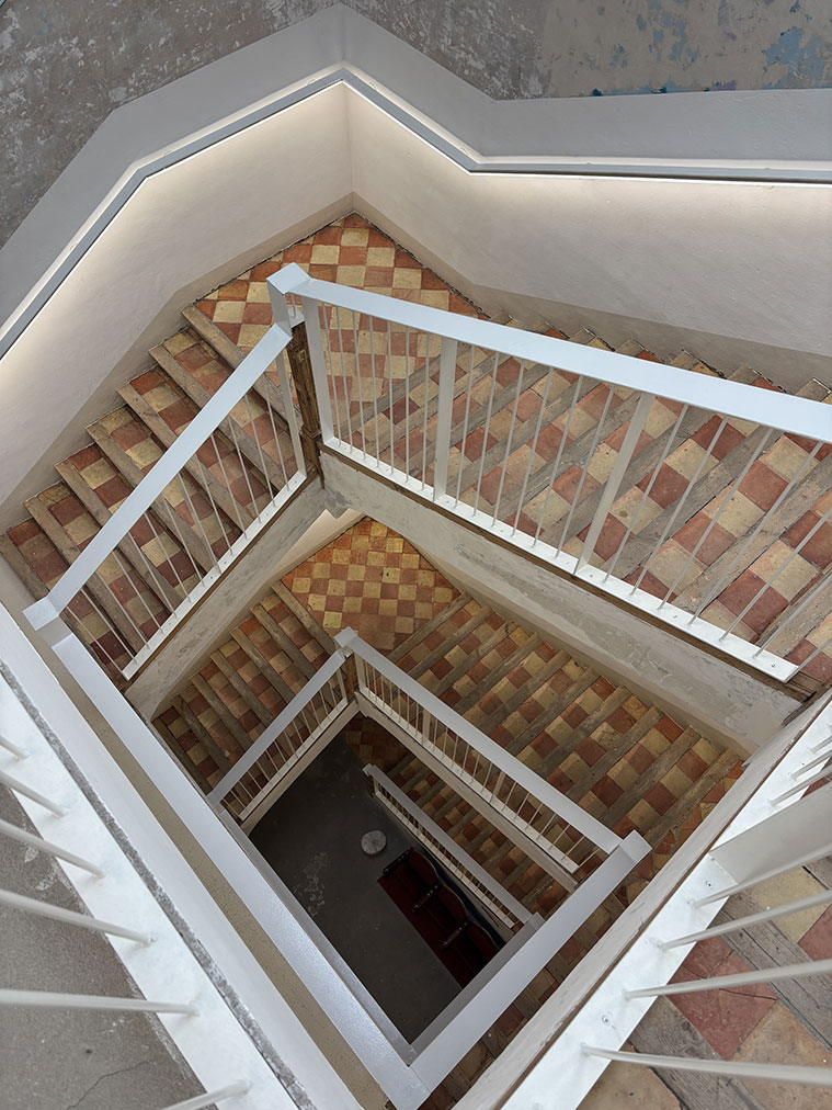Escaleras de La Harinera Zaragoza
