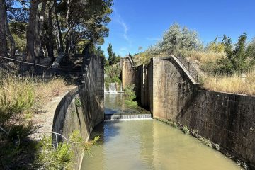 Esclusas de Valdegurriana Canal imperial Aragón