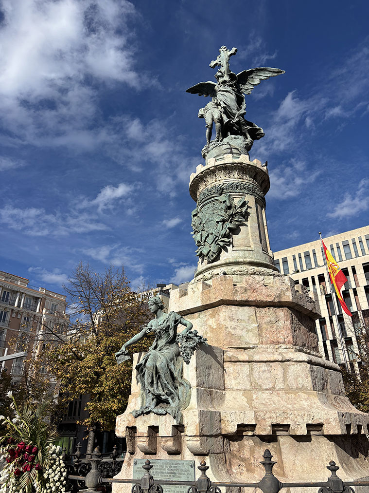 Monumento a los Mártires de la Religión y de la Patria