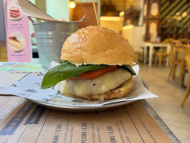 Hamburguesa Piamontesa en Cebrián San Francisco
