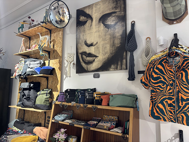 Jueves Shop Calle San vicente de Paul Zaragoza