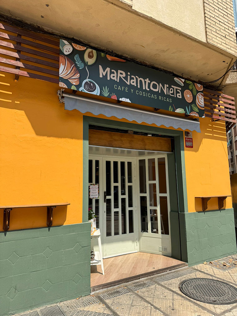 Vista exterior del Mariantonieta café