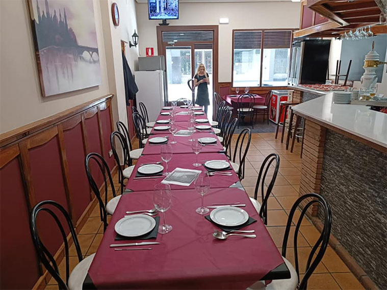 Mesón Burriel comedor