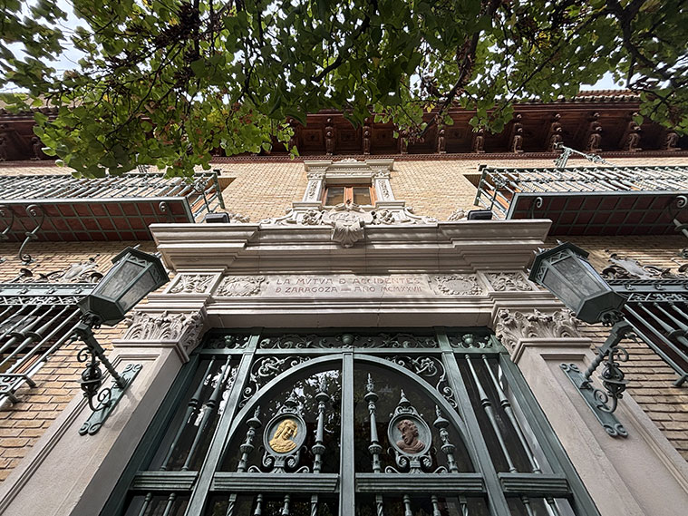 Mutua de Accidentes de Zaragoza (Sede histórica)
