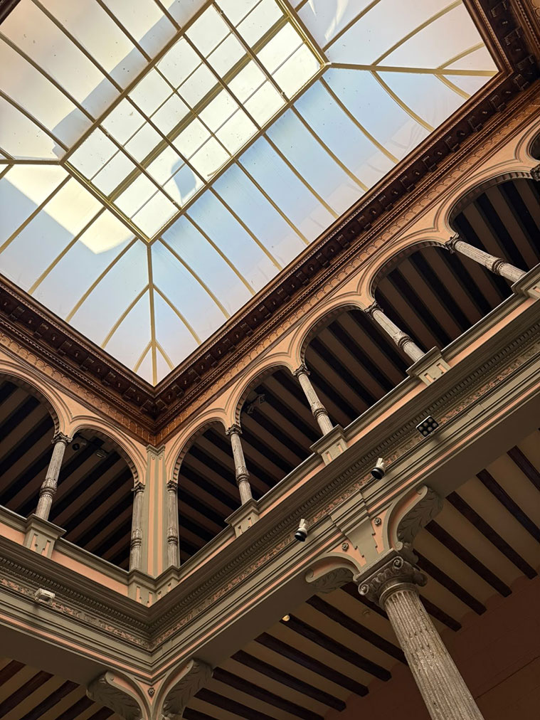 Palacio de Sástago vista del patio interior