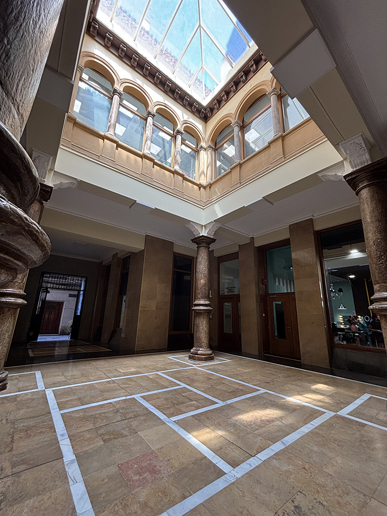 Patio Renacentista del Pasaje de los Giles en Zaragoza